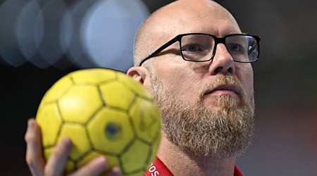 Trainer Ales Pajovic und die SG Flensburg-Handewitt hatten die TSV Hannover-Burgdorf zu Gast. / Foto: Hendrik Schmidt/dpa