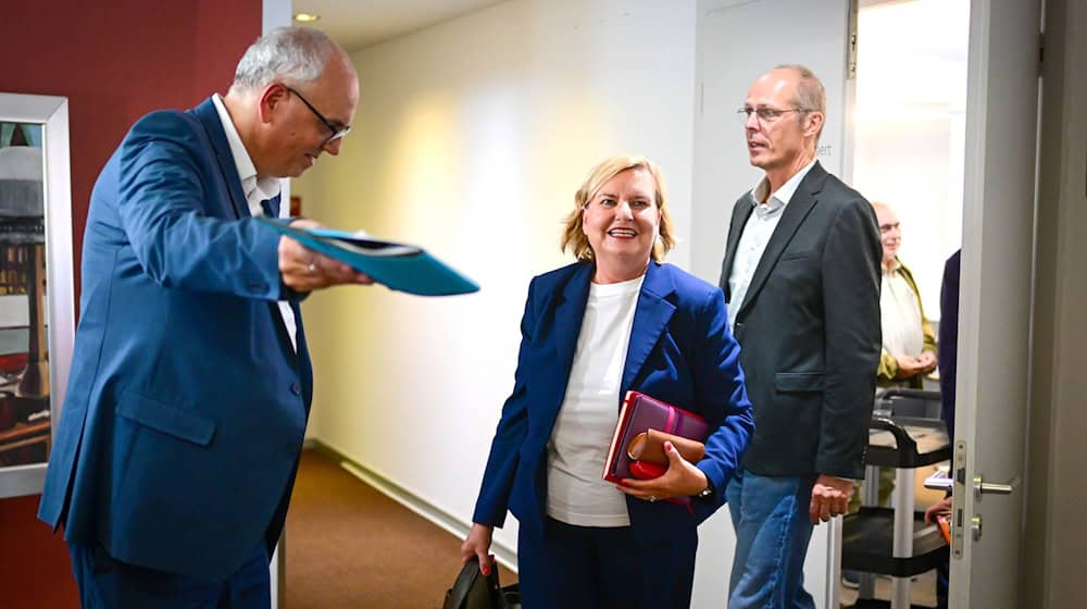 Eva Högl und Mark Rackles (r.) sollen Mitglieder im Bremer Senat werden. (Archivbild) / Foto: Sina Schuldt/dpa