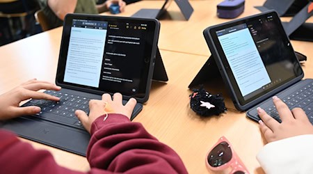 Die Bedeutung von Künstlicher Intelligenz in der Schule wächst. (Archivbild) / Foto: Carmen Jaspersen/dpa