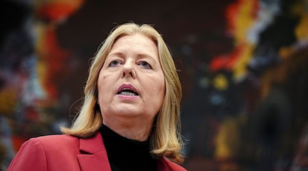 Bundesarbeitsministerin Bas hat deutliche Worte gegen Kürzungsforderungen im Sozialstaat gefunden. (Archivbild) / Foto: Kay Nietfeld/dpa