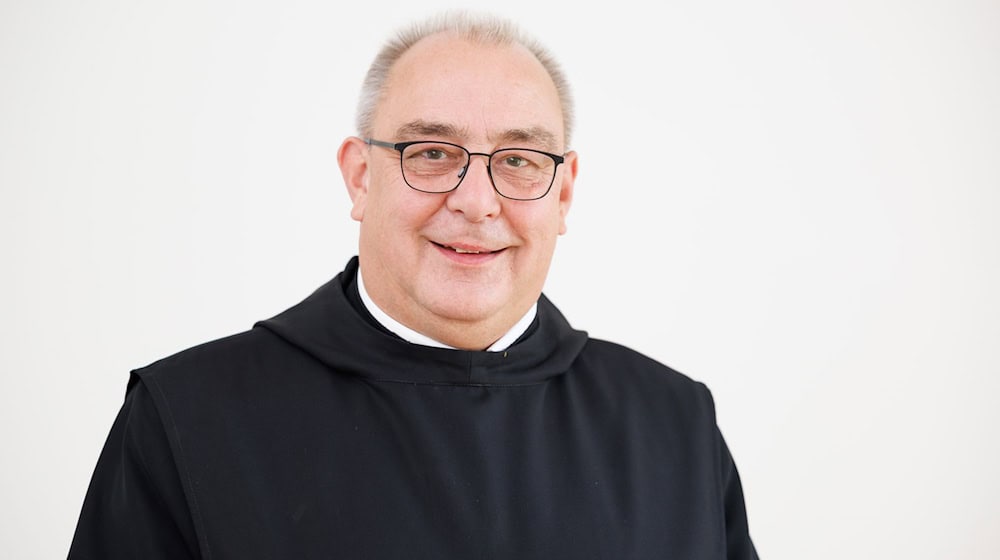Der Osnabrücker Bischof Dominicus Meier will den Schutzprozess für Betroffene von sexueller Gewalt in seinem Bistum weiter verbessern. (Archivbild) / Foto: Friso Gentsch/dpa