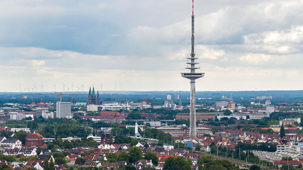 Der Oktober in Bremen war oft wolkenverhangen. (Archivbild) / Foto: Sina Schuldt/dpa Der Oktober in Bremen war oft wolkenverhangen. (Archivbild) / Foto: Sina Schuldt/dpa
