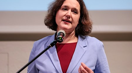 Kathrin Moosdorf gibt ihr Amt als Bremens Umweltsenatorin auf. (Archivbild) / Foto: Focke Strangmann/dpa