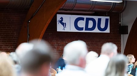 Ein Kommunalpolitiker der CDU Niedersachsen steht für einen Facebook-Post in der Kritik. (Symbolbild) / Foto: Michael Matthey/dpa