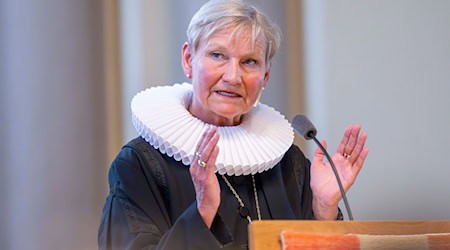 Bischöfin Kirsten Fehrs ist die Ratsvorsitzende der Evangelischen Kirche in Deutschland. (Archivbild) / Foto: David Inderlied/dpa