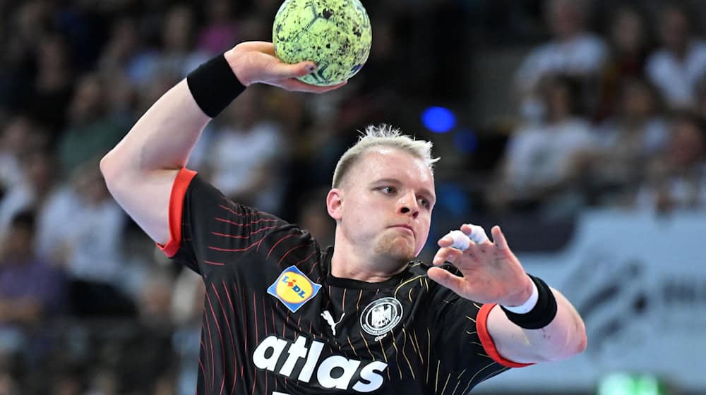 Justus Fischer fällt für die Länderspiele der DHB-Auswahl gegen Island aus. (Archivbild) / Foto: Bernd Weißbrod/dpa