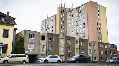Das Hochhaus nahe dem Göttinger Bahnhof ist verwahrlost.  / Foto: Moritz Frankenberg/dpa Das Hochhaus nahe dem Göttinger Bahnhof ist verwahrlost.  / Foto: Moritz Frankenberg/dpa