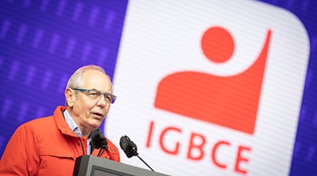 Stellt sich auf dem Kongress zur Wiederwahl: IGBCE-Vorsitzender Michael Vassiliadis. (Archivfoto) / Foto: Moritz Frankenberg/dpa