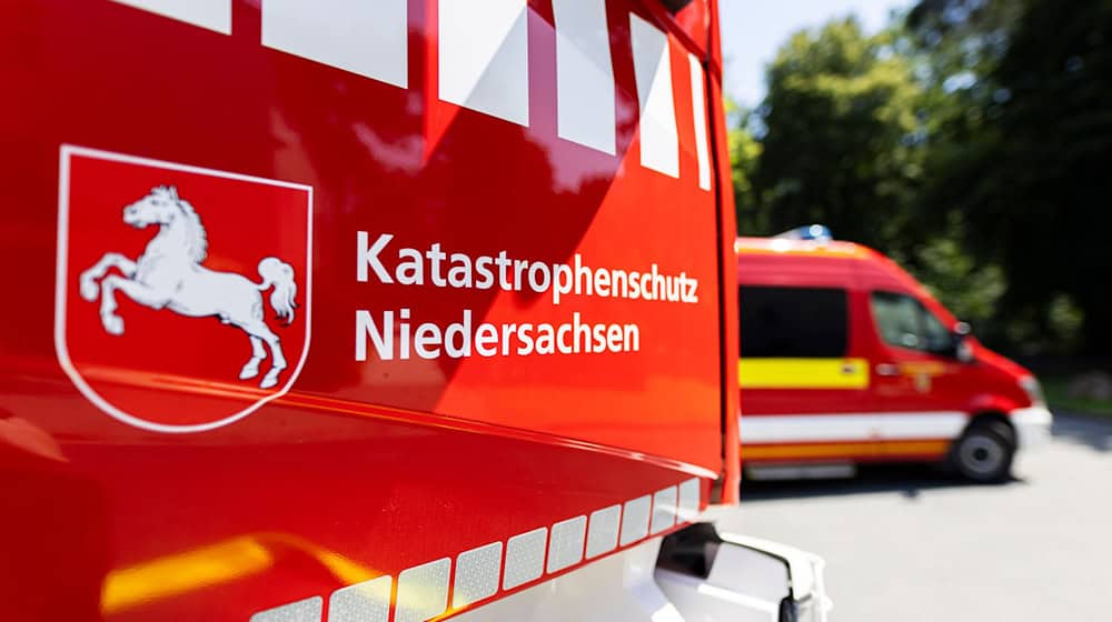 Der Katastrophenschutz in Niedersachsen wird derzeit mit viel Geld modernisiert. (Archivbild) / Foto: Michael Matthey/dpa