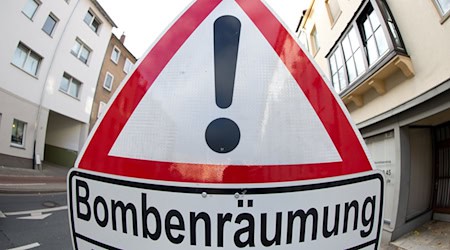 Wegen neuer Blindgänger-Verdachtsfälle hat die Stadt Osnabrück wieder eine Evakuierungszone eingerichtet. (Archivfoto) / Foto: Friso Gentsch/dpa