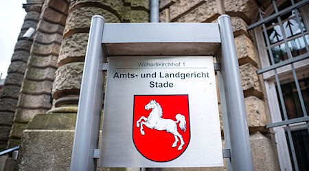 Der Verurteilte brachte den Prozess durch ein später zurückgezogenes Geständnis 2023 ins Rollen. (Symbolbild) / Foto: Sina Schuldt/dpa-Pool/dpa