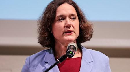 Nach dem Rücktritt der Bremer Umweltsenatorin Kathrin Moosdorf sind viele Fragen offen. (Archivbild) / Foto: Focke Strangmann/dpa