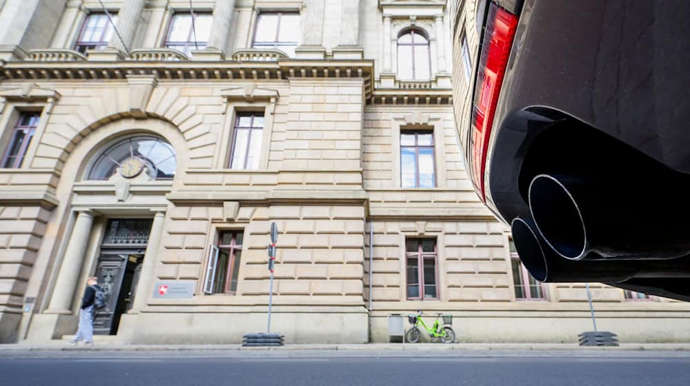 Am Landgericht Braunschweig beginnt ein weiteres Riesenverfahren rund um den Dieselskandal bei Volkswagen. (Archivbild)  / Foto: Julian Stratenschulte/dpa Pool/dpa