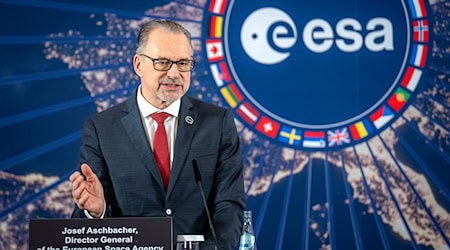 Der Esa-Chef ist begeistert, wie gut die Verhandlungen liefen. / Foto: Sina Schuldt/dpa