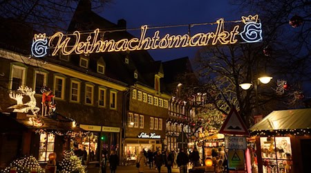 Der Weihnachtsmarkt in Goslar wurde als einer der zwölf besten in Europa ausgezeichnet. / Foto: Swen Pförtner/dpa