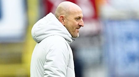 Vor der Rückkehr an eine alte Wirkungsstätte: Kaiserslauterns Coach Torsten Lieberknecht. / Foto: Uwe Anspach/dpa