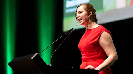 Will das Potenzial der Energiewende als Standortvorteil nutzen: Landeschefin Greta Garlichs setzt auf grüne Wirtschaftspolitik. (Archivbild) / Foto: Michael Matthey/dpa