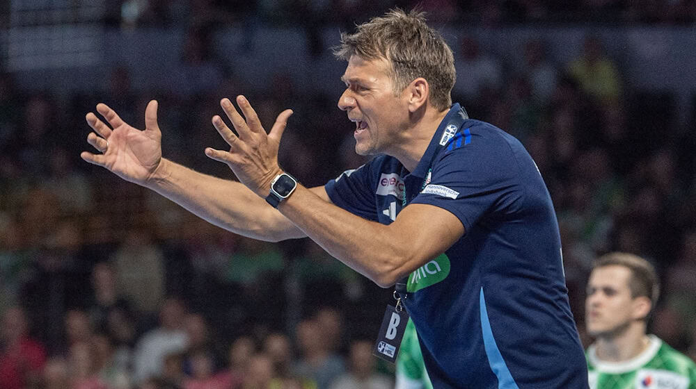Trainer Christian Prokop wird die TSV Hannover-Burgdorf am Ende der Saison verlassen. / Foto: Sebastian Räppold/Sportfoto Matthias Koch/dpa