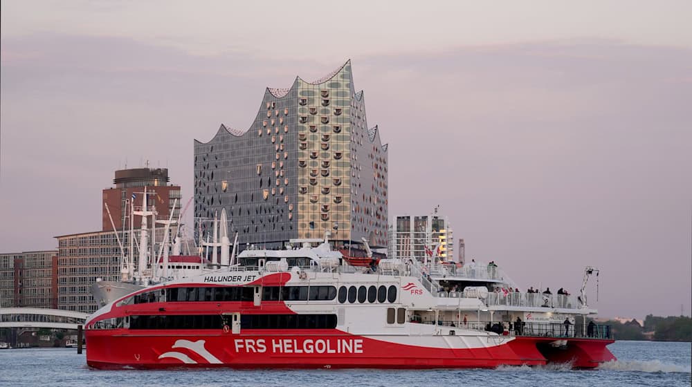 174.000 Passagiere sind in dieser Saison mit dem «Halunder Jet» von und nach Helgoland gefahren. (Archivbild) / Foto: Marcus Brandt/dpa