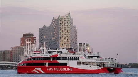 174.000 Passagiere sind in dieser Saison mit dem «Halunder Jet» von und nach Helgoland gefahren. (Archivbild) / Foto: Marcus Brandt/dpa