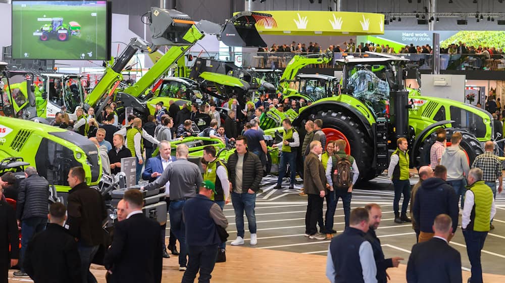 Vor zwei Jahren kamen mehr als 470.000 Besucher zu der Landtechnik-Schau. (Archivbild) / Foto: Julian Stratenschulte/dpa