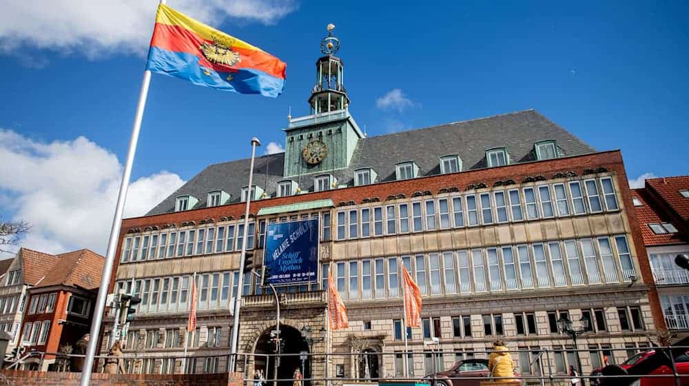 Nach personellen Konsequenzen bei der Stadt Emden wegen Korruptionsermittlungen haben auch die Stadtwerke Maßnahmen bestätigt. (Archivfoto) / Foto: Hauke-Christian Dittrich/dpa