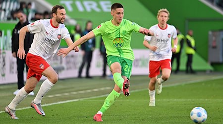 Bence Dardai wird dem VfL Wolfsburg mehrere Monate fehlen. / Foto: Swen Pförtner/dpa