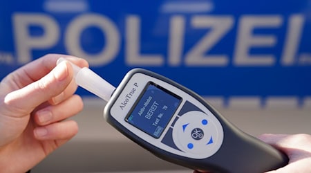 Den Führerschein ist der Mann vorerst los. (Symbolbild) / Foto: Marcus Brandt/dpa