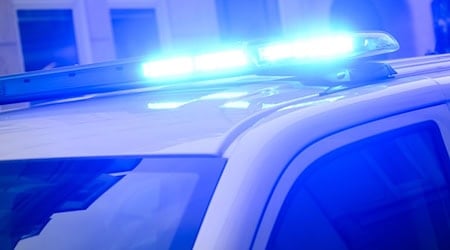 In Bremen sind Parteigeschäftsstellen beschmiert worden - die Polizei hat Ermittlungen aufgenommen. (Symbolbild) / Foto: Julian Stratenschulte/dpa