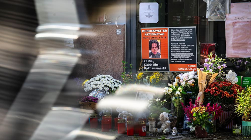 Nach dem gewaltsamen Tod des 21-jährigen Lorenz in Oldenburg hat die Staatsanwaltschaft Anklage gegen den beschuldigten Polizisten erhoben. (Archivbild) / Foto: Sina Schuldt/dpa