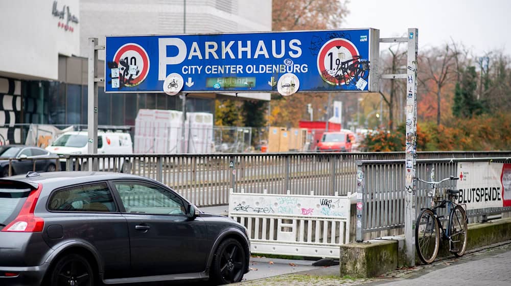 Die Tiefgarage gilt als akut einsturzgefährdet. / Foto: Hauke-Christian Dittrich/dpa