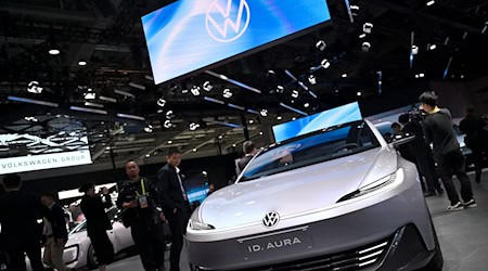 Volkswagen will nun auch selbst Chips entwickeln.  / Foto: Johannnes Neudecker/dpa