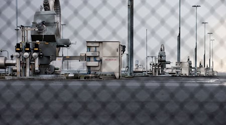 Erdbeben sind in der Provinz an der Grenze zu Niedersachsen keine Seltenheit: Sie werden durch die jahrzehntelange Förderung von Erdgas in der Region verursacht. (Archivbild) / Foto: Peter Dejong/AP/dpa