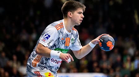 Renars Uscins und die TSV Hannover-Burgdorf spielten in Schweden. / Foto: Tom Weller/dpa