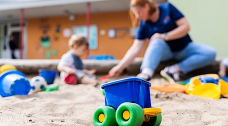 Die Planung von Kitaplätzen sind keine Sandkastenspiele. (Symbolbild) / Foto: Christoph Soeder/dpa