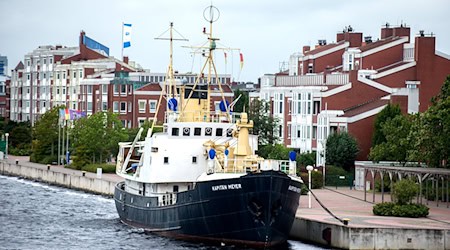Im Innern des Museumsschiffs «Kapitän Meyer» hat es gebrannt. (Archivbild) / Foto: Hauke-Christian Dittrich/dpa