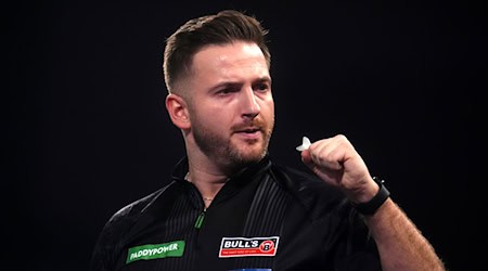 Merk bejubelt den Gewinn des ersten Satzes. / Foto: Adam Davy/PA Wire/dpa