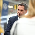 Niedersachsen hält 20 Prozent der Stimmrechte im VW-Konzern. Ministerpräsident Lies sitzt für das Land im Aufsichtsrat. (Archivbild) / Foto: Lars Penning/dpa