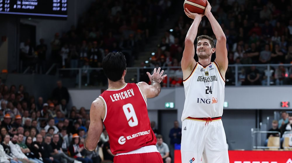 Tibor Pleiß spielt ab sofort für die Basketballer von Rasta Vechta. (Archivfoto)  / Foto: Daniel Löb/dpa