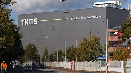 Mit Aufträgen für U-Boote verzeichnet TKMS 2024/25 ein starkes Plus bei Umsatz und Gewinn. / Foto: Marcus Golejewski/dpa