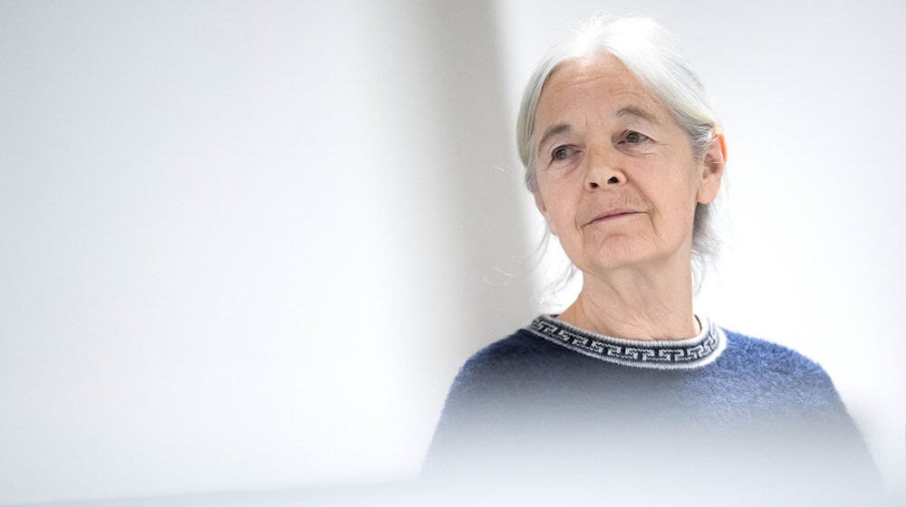 Der Prozess gegen Daniela Klette zieht sich noch länger. (Archivbild) / Foto: Sina Schuldt/dpa