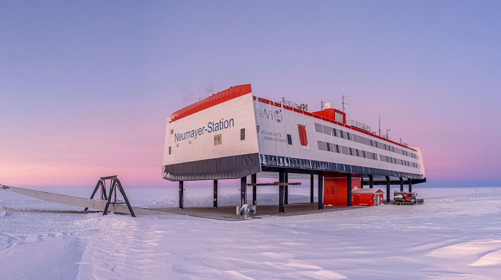 Thorben Koeppen war mehr als ein Jahr Koch auf der Neumayer-Station III in der Antarktis. (Archivbild) / Foto: Michael Trautmann/Alfred-Wegener-Institut/dpa