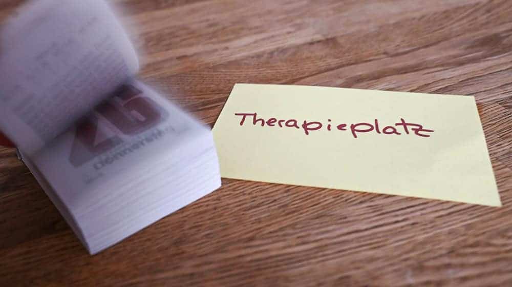 Viele mental Erkrankte müssen in Deutschland lange auf einen Therapieplatz warten. (Symbolbild) / Foto: Katharina Kausche/dpa