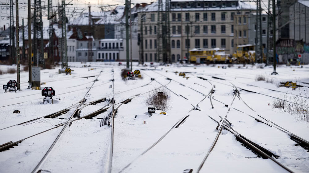Auf den Erixx-Bahnstrecken konnten laut dem Unternehmen bislang keine Erkundungsfahrten erfolgen.  / Foto: Moritz Frankenberg/dpa