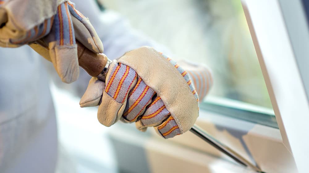 Ein Mann ist nach einem Einbruch in einen Bremer Imbiss eingeschlafen. (Symbolbild)  / Foto: Hauke-Christian Dittrich/dpa