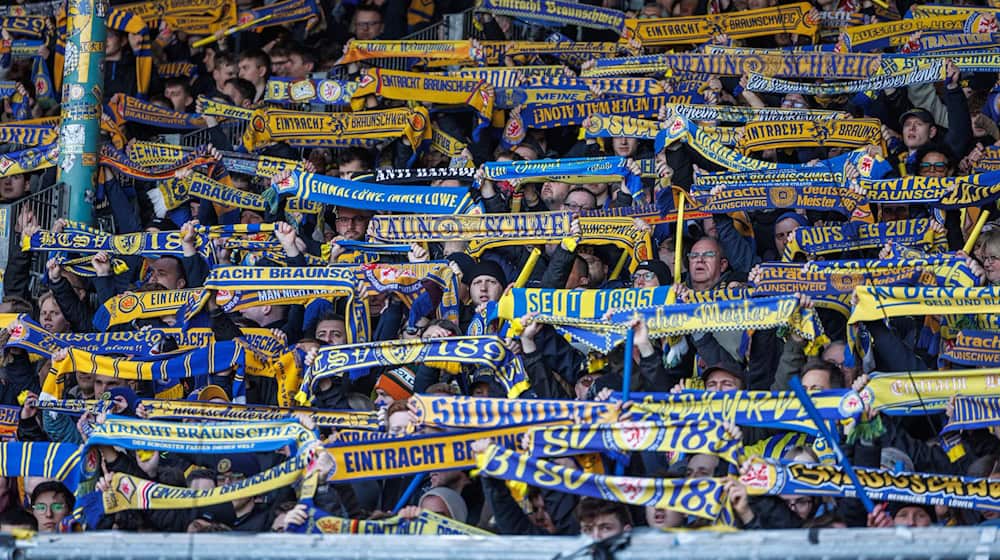 Die Fans von Eintracht Braunschweig dürfen einen Neuzugang begrüßen. / Foto: Andreas Gora/dpa
