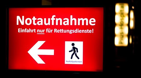 Das Winterwetter treibt mehr Menschen in die Notaufnahmen. (Symbolbild) / Foto: Hauke-Christian Dittrich/dpa