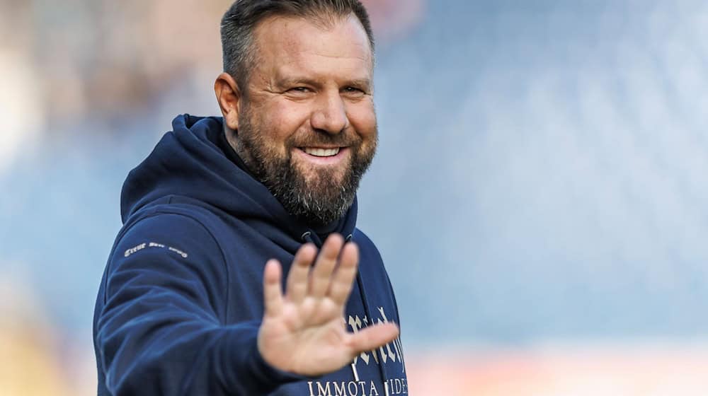 Wieder im Training: Eintracht Braunschweig und Chefcoach Heiner Backhaus. (Archivbild) / Foto: Andreas Gora/dpa
