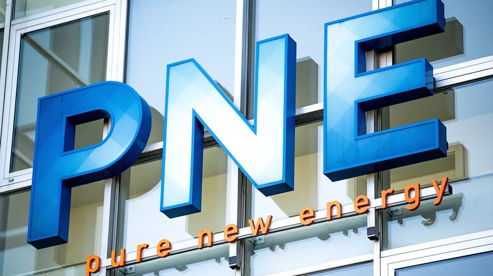 Der Windparkbetreiber PNE hat 2025 voraussichtlich weniger verdient als geplant. (Symbolbild) / Foto: Sina Schuldt/dpa