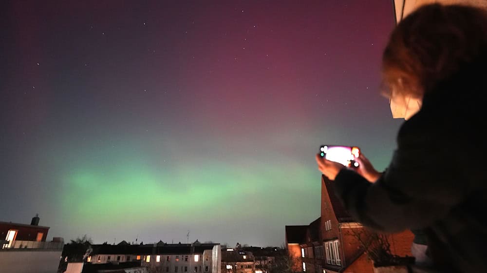 Viele haben das Spektakel verpasst. Lohnt sich das Wachbleiben heute Nacht?  / Foto: Marcus Brandt/dpa